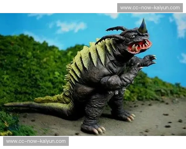 冰火交锋的终极博弈:尤马拉vs阿斯塔,谁才是你王座下的最强利刃? 冰火交锋的终极博弈:尤马拉vs阿斯塔,谁才是你王座下的最强利刃?